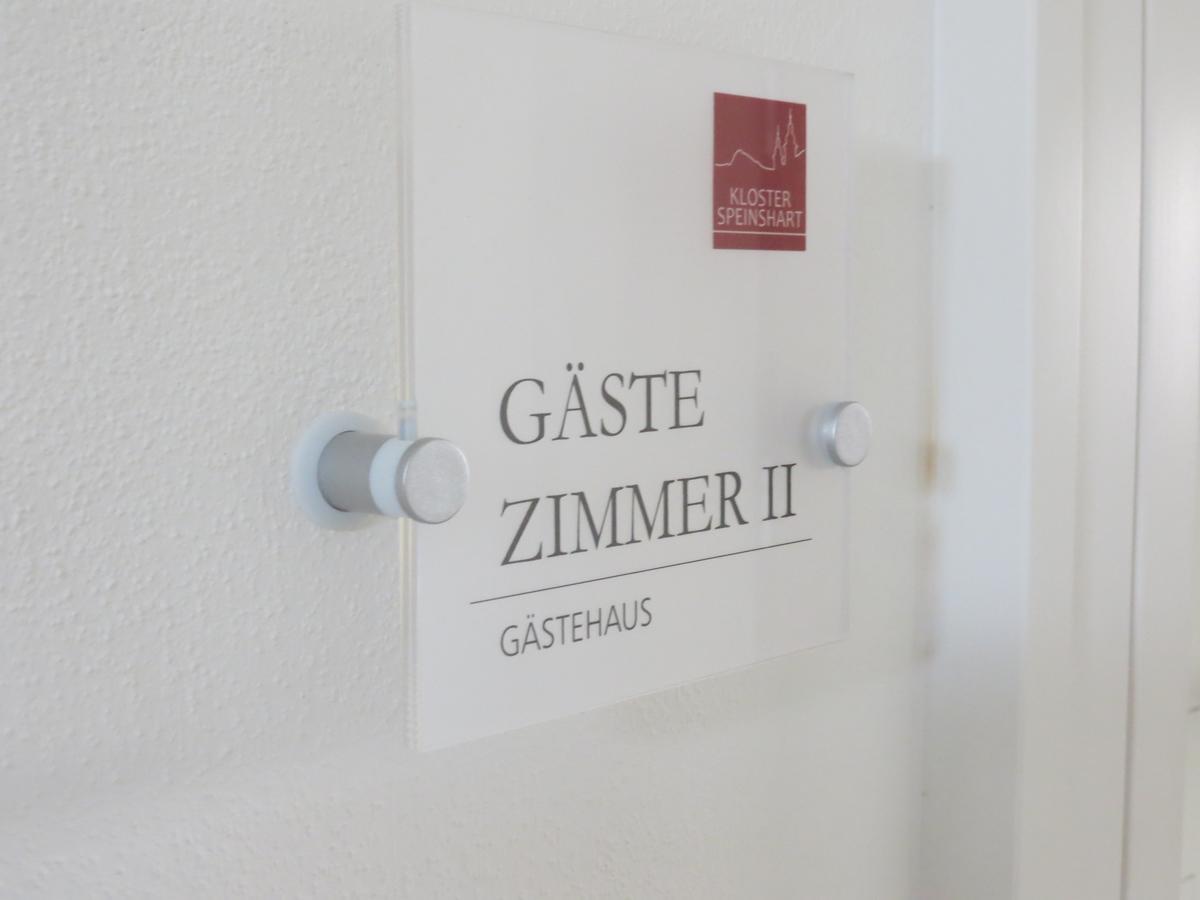 Hotel Kloster-Gasthof Speinshart Эшенбах Экстерьер фото