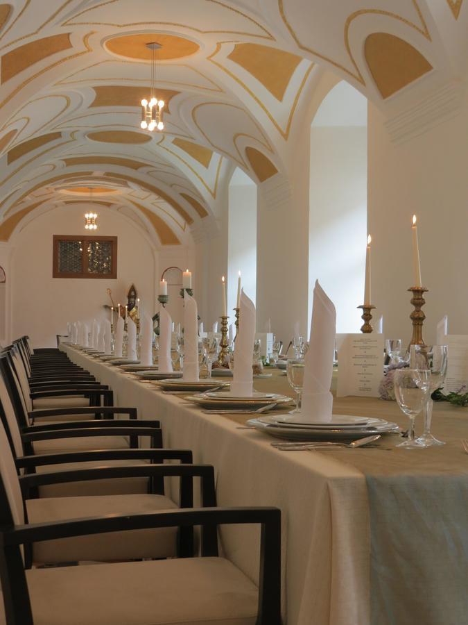 Hotel Kloster-Gasthof Speinshart Эшенбах Экстерьер фото